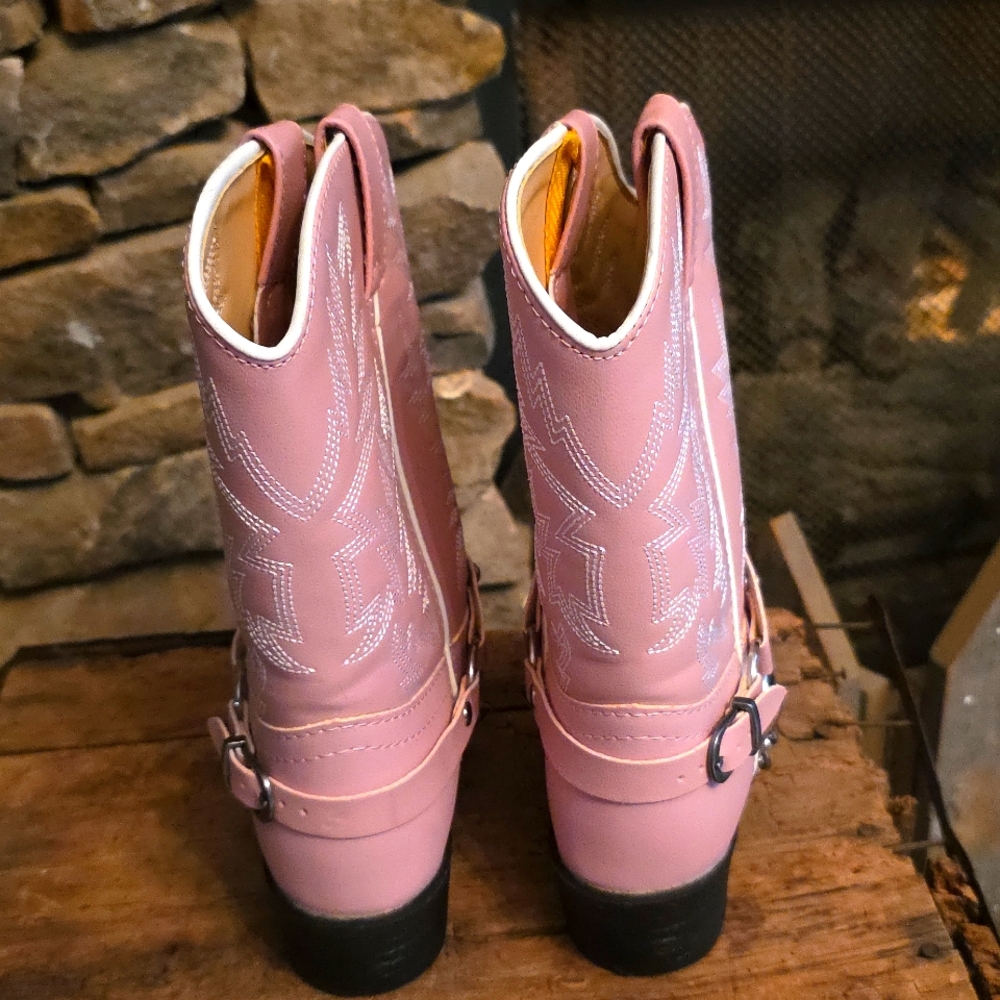 Durango Pink Quilted Boots with Rinestone And Chains - Picture 5 of 13